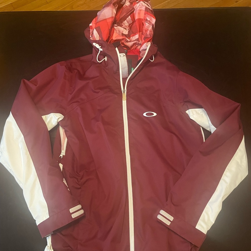Maroon Oakley Snowboarding Jacket
